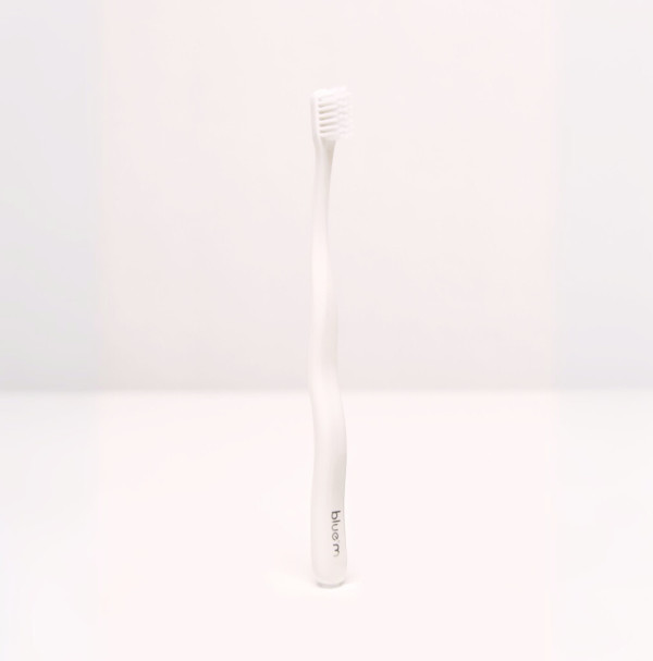Bluem Escova Dentária Ultra Soft Pós-Cirurgica